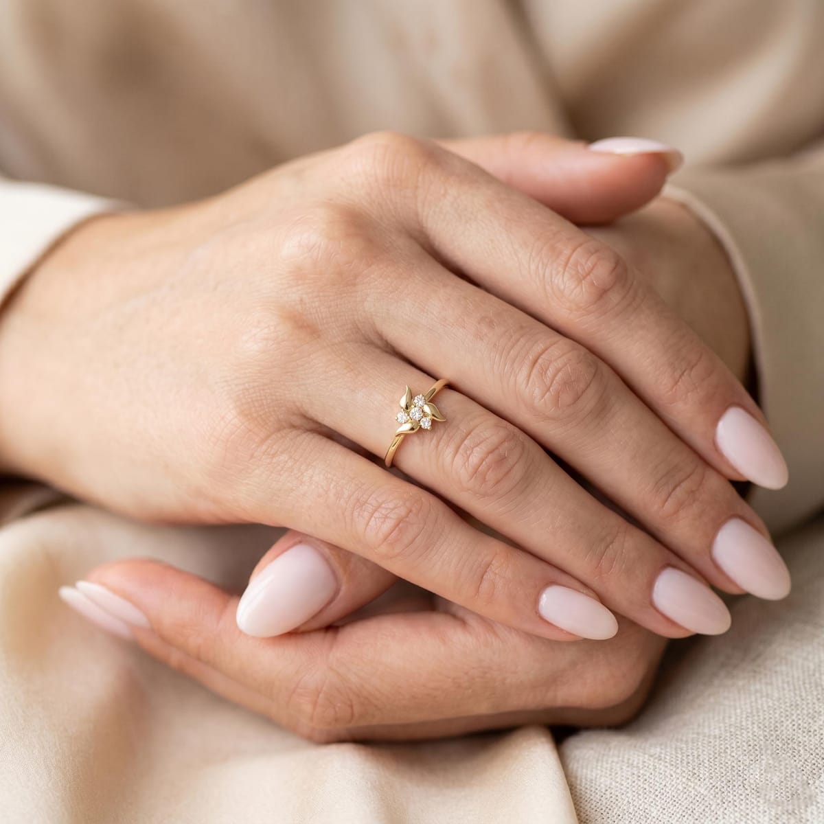 Minimalist leaf cluster ring